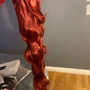 Luxurious Red Wavy Hair Extension